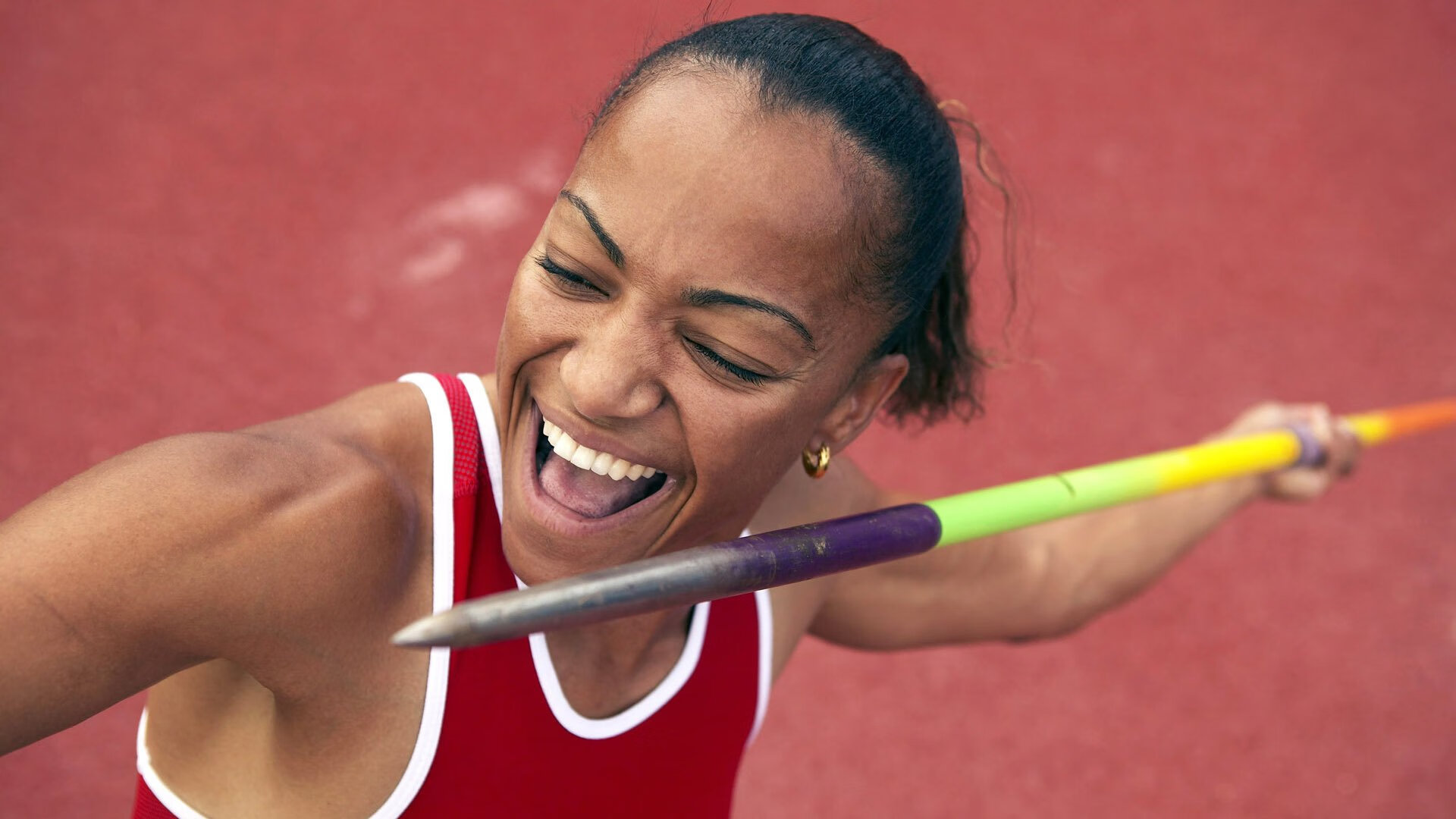 黄蜂队内举行趣味挑战赛增强队友之间互动，黄蜂队全称